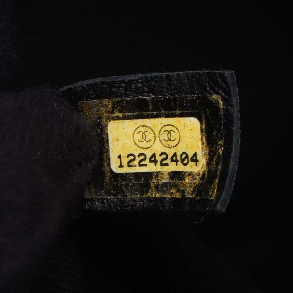 CHANEL Black Leather Tote Bag - Picture 5 of 9